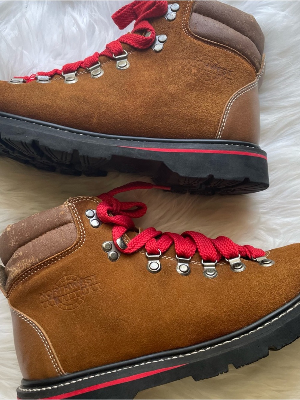Amazing Northwest Territory Lug Block Hiking Boots 80’s Vintage
